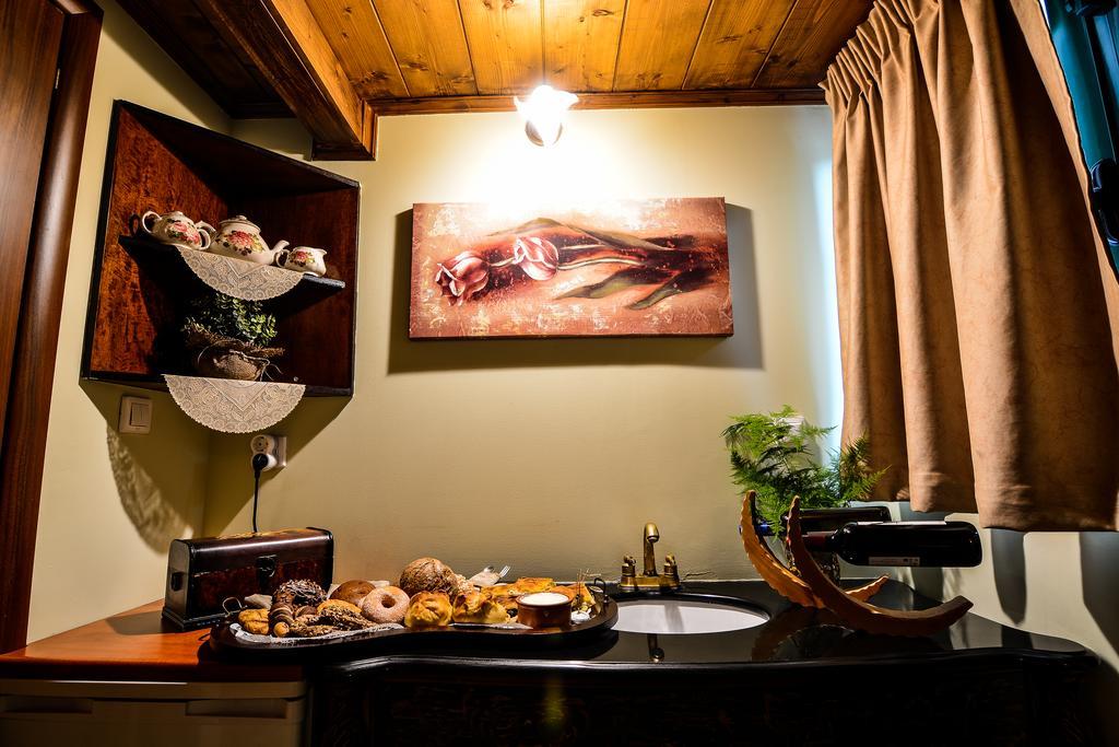 Camelia Suites Synikia Mesi Trikalon ภายนอก รูปภาพ