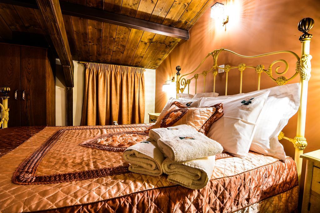 Camelia Suites Synikia Mesi Trikalon ภายนอก รูปภาพ