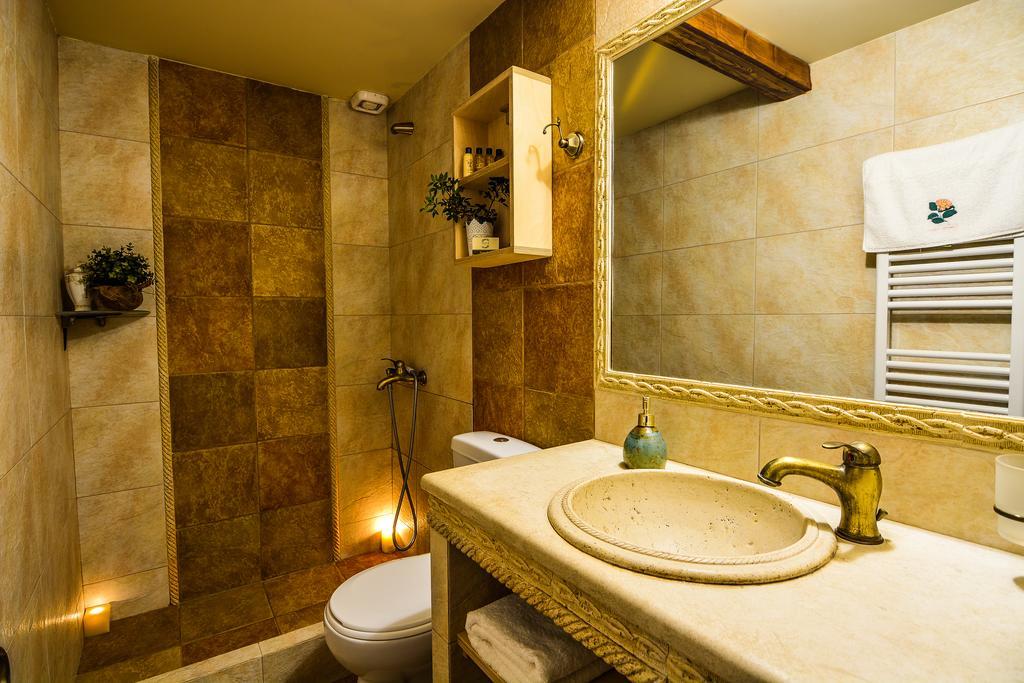 Camelia Suites Synikia Mesi Trikalon ภายนอก รูปภาพ